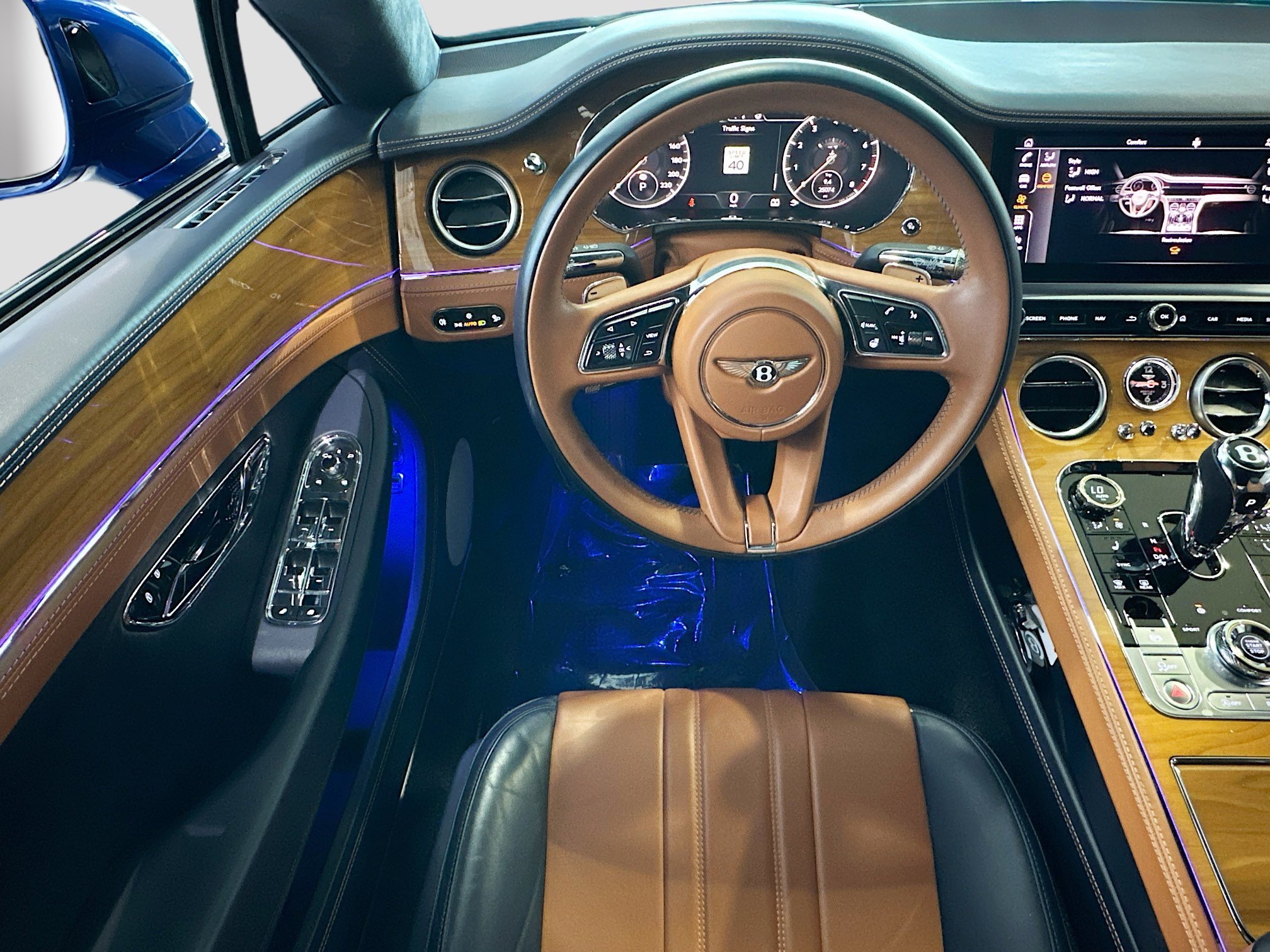 2022 Bentley Continental GT V8 photo 20