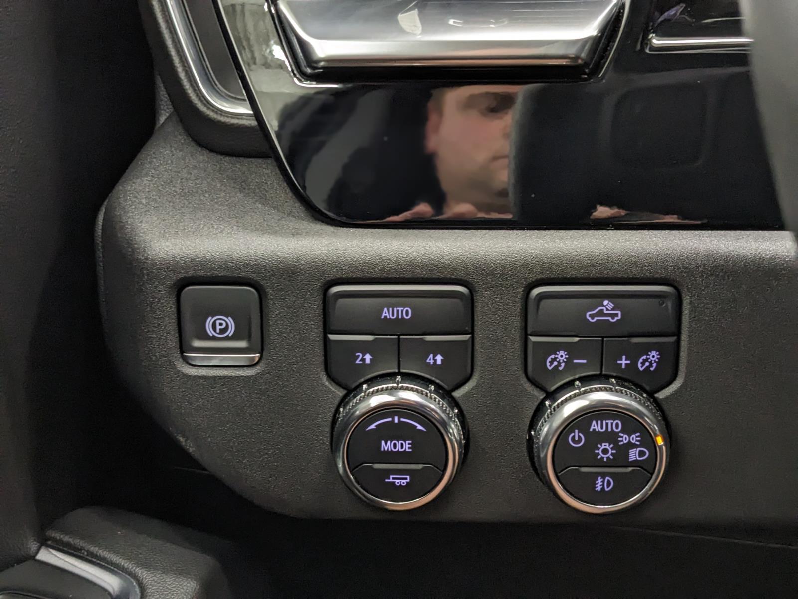 2024 Gmc Sierra 1500 Elevation photo 9