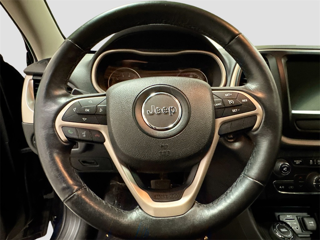 2016 Jeep Cherokee Limited photo 33