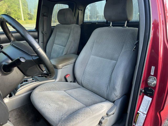 2006 Toyota Tacoma Base photo 3
