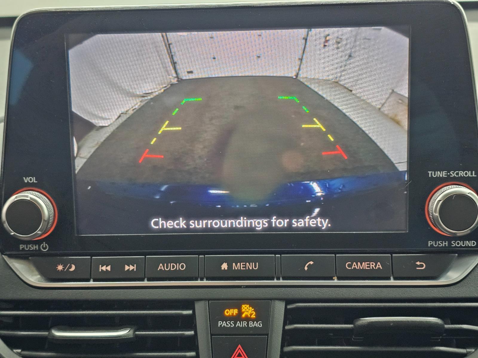2019 Nissan Altima 2.5 SR photo 8