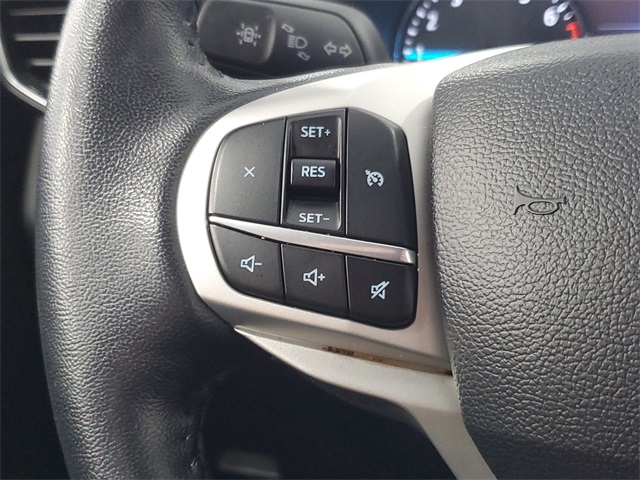 2023 Ford Explorer XLT photo 9