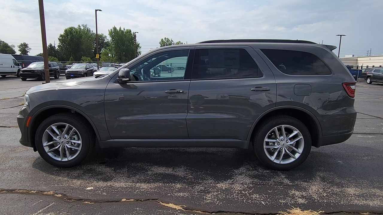 2025 Dodge Durango GT Plus photo 3