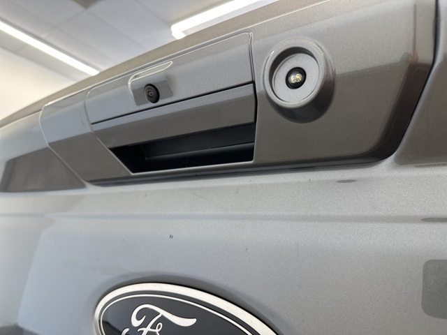 2025 Ford F-350 Lariat photo 7