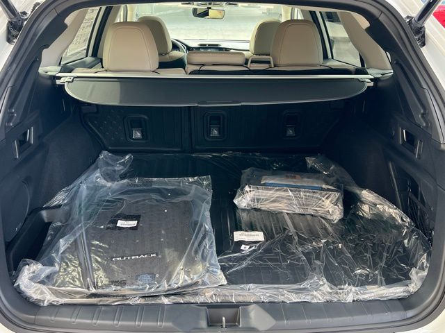 2025 Subaru Outback Limited photo 22
