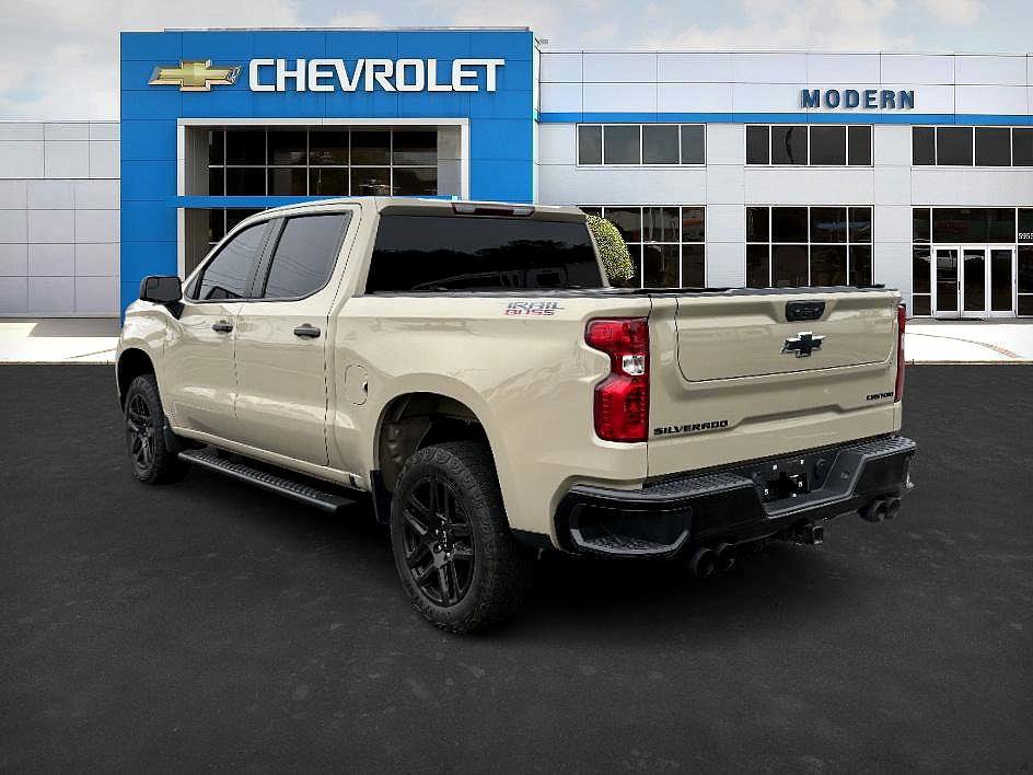 2022 Chevrolet Silverado 1500 Custom Trail Boss photo 3