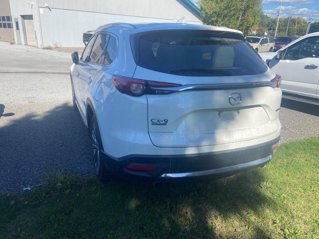 2023 Mazda CX-9 Signature photo 3