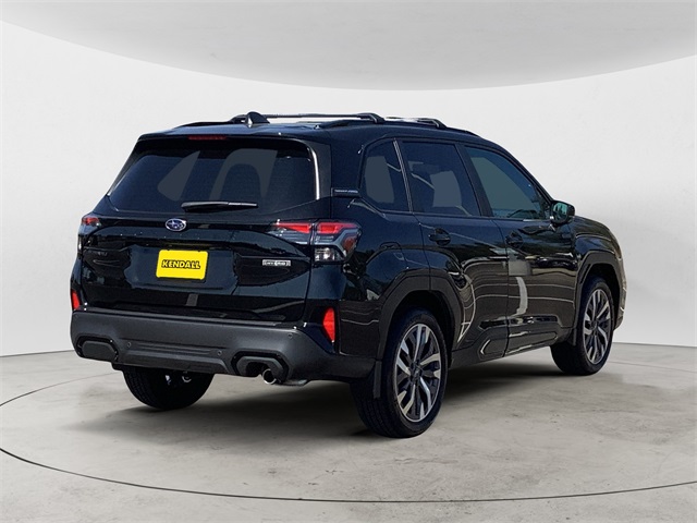 2025 Subaru Forester Touring photo 5