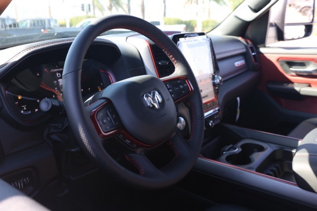 New 2026 Diamond Black Crystal Pearl-Coat Exterior Paint RAM Rebel image 13