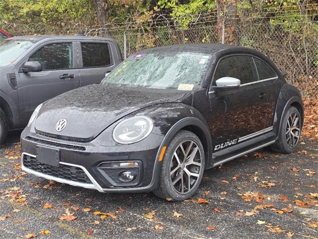 Used 2018 Volkswagen Beetle Dune with VIN 3VWSD7AT0JM710431 for sale in Lenoir, NC