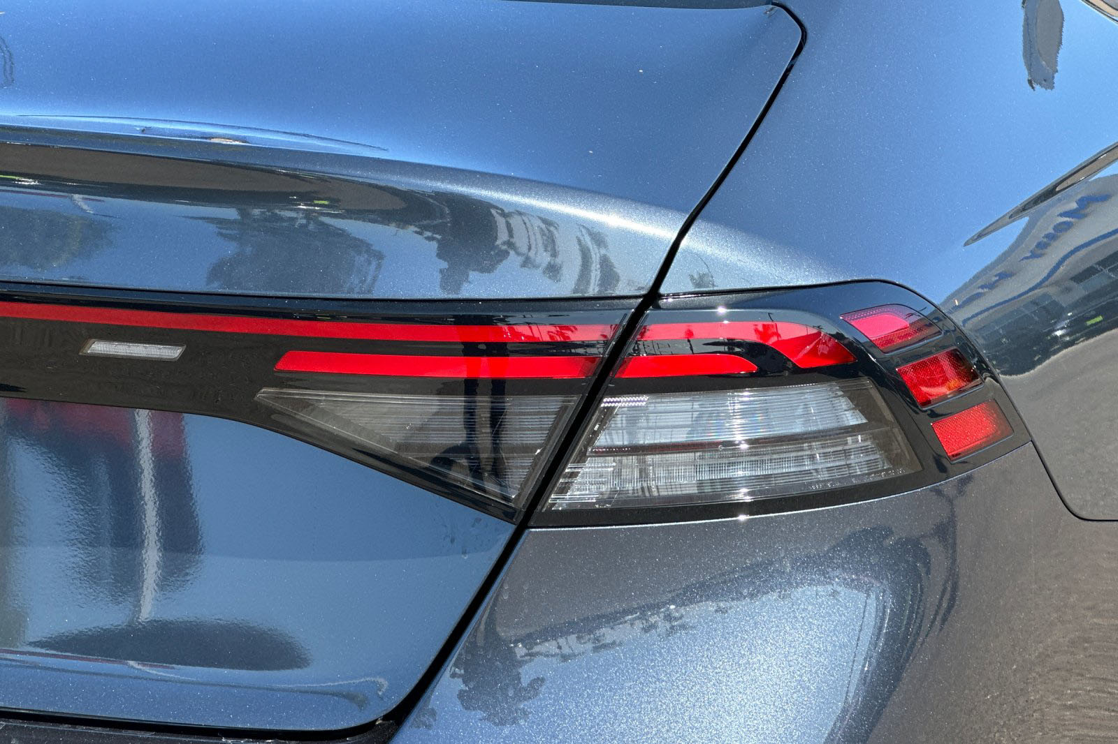 2025 Honda Accord LX photo 28