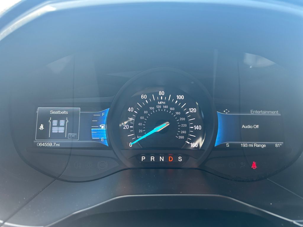 2022 Ford Edge Titanium photo 10