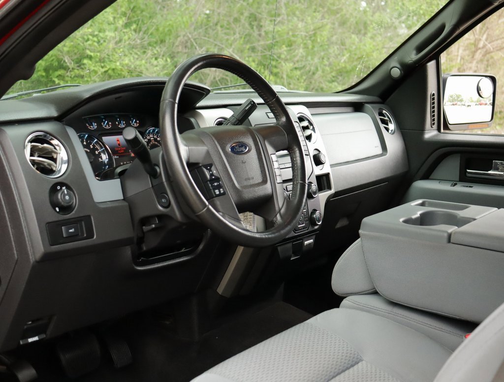 2014 Ford F-150 XL photo 9