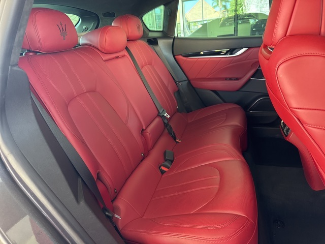 2022 Maserati Levante Modena photo 17