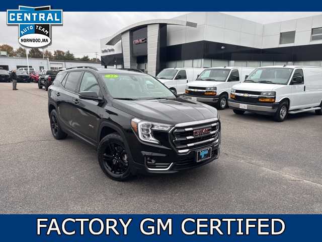 2022 GMC Terrain AT4's photo