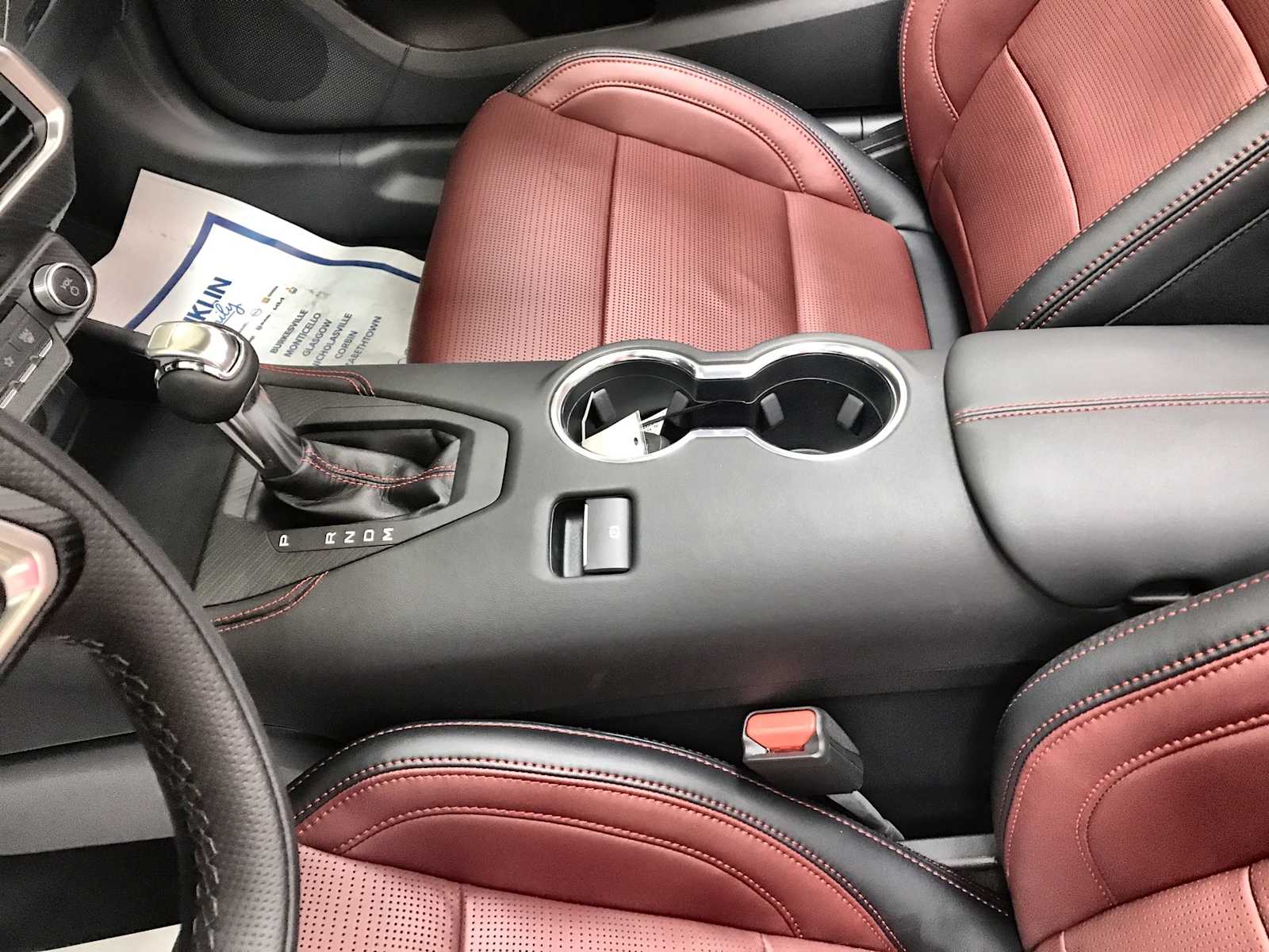 2025 Ford Mustang GT Premium photo 9