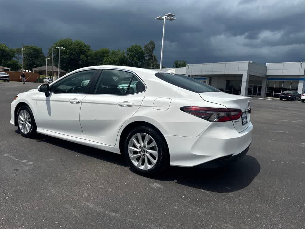 2024 Toyota Camry LE photo 5