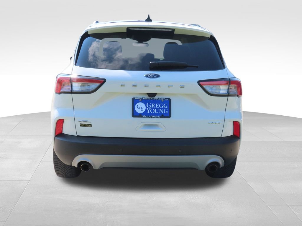 2020 Ford Escape SEL photo 4