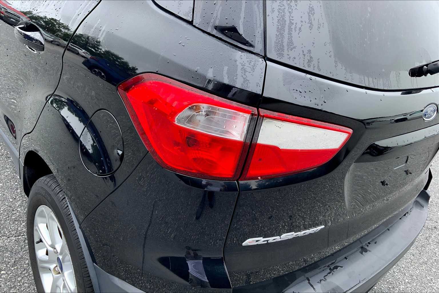 2021 Ford EcoSport SE photo 23