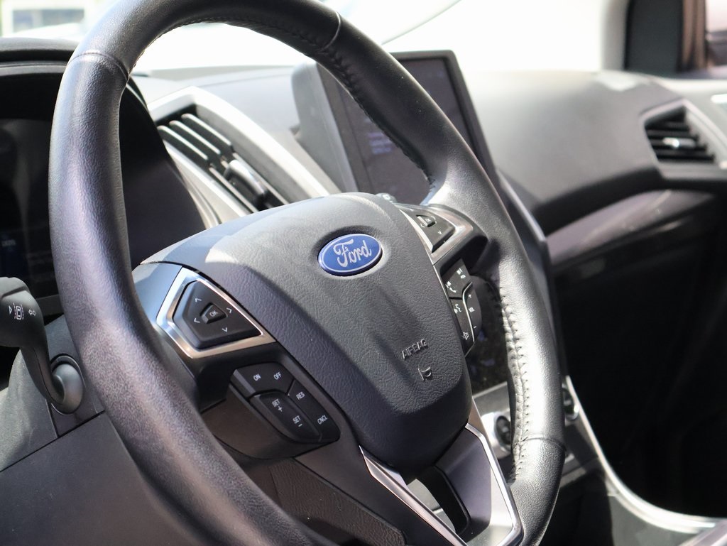 2024 Ford Edge SEL photo 23