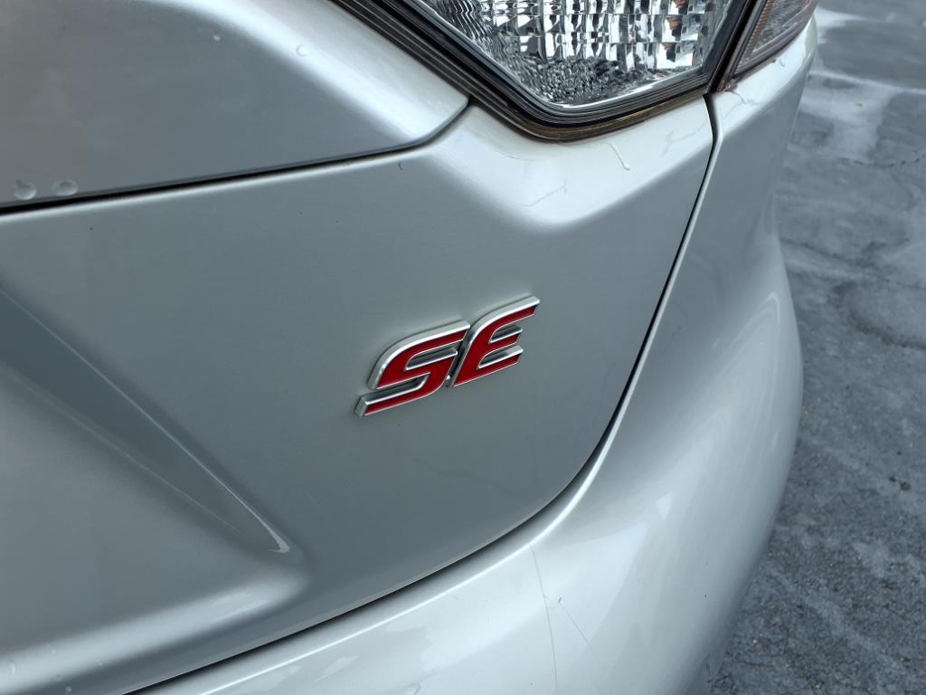 2024 Toyota Corolla SE photo 6