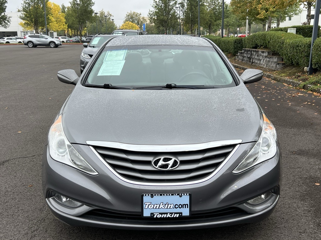 2013 Hyundai Sonata GLS photo 2