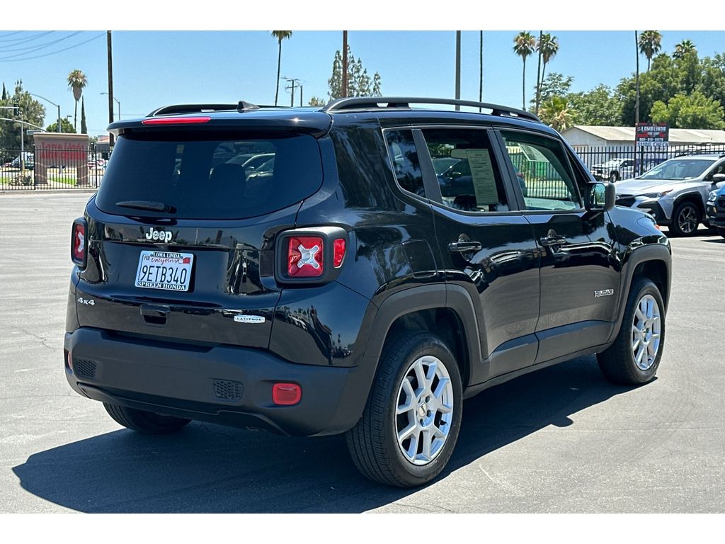 2022 Jeep Renegade Latitude photo 6