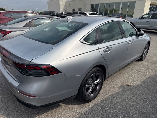 2024 Honda Accord Hybrid EX-L photo 4
