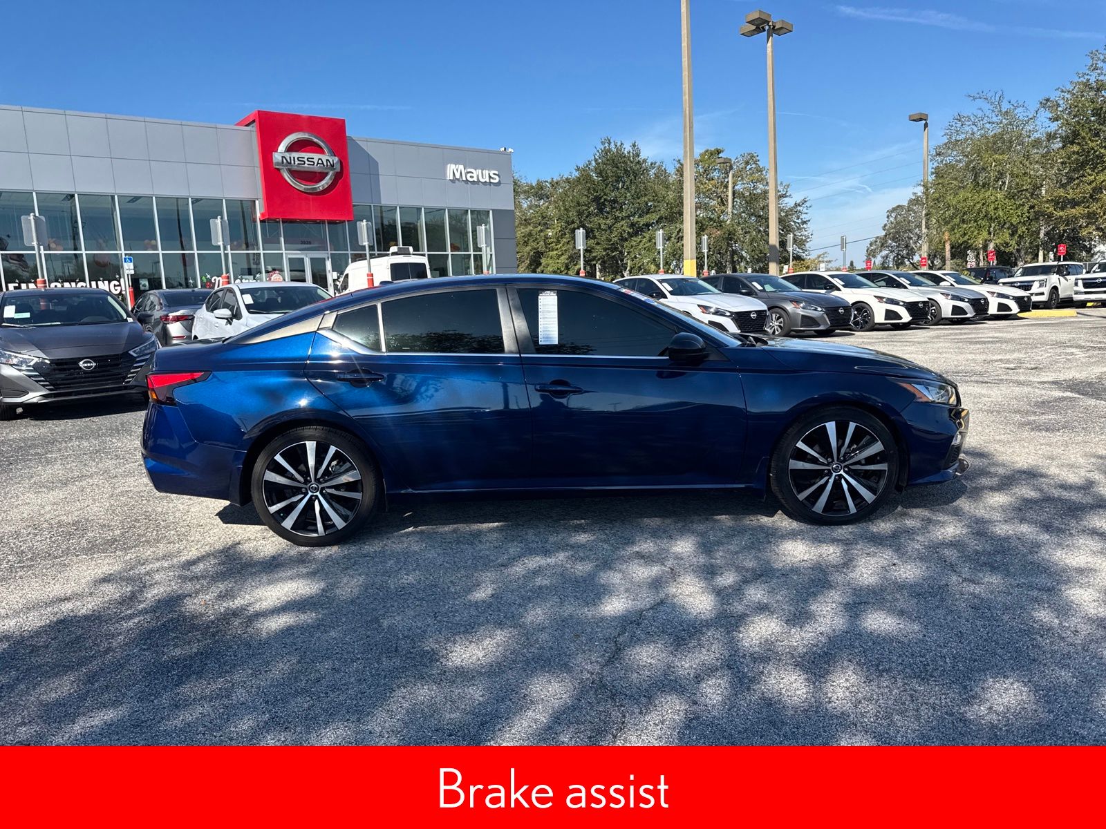 2022 Nissan Altima 2.5 SR photo 4