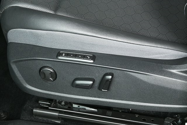 2023 Volkswagen ID.4 Pro S photo 3