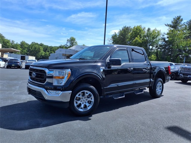 2022 Ford F-150 XLT photo 2