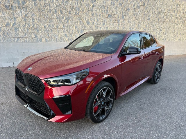 2025 BMW X2 28i's photo