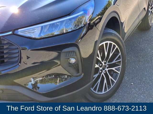 2025 Ford Escape Plug-In Hybrid photo 11