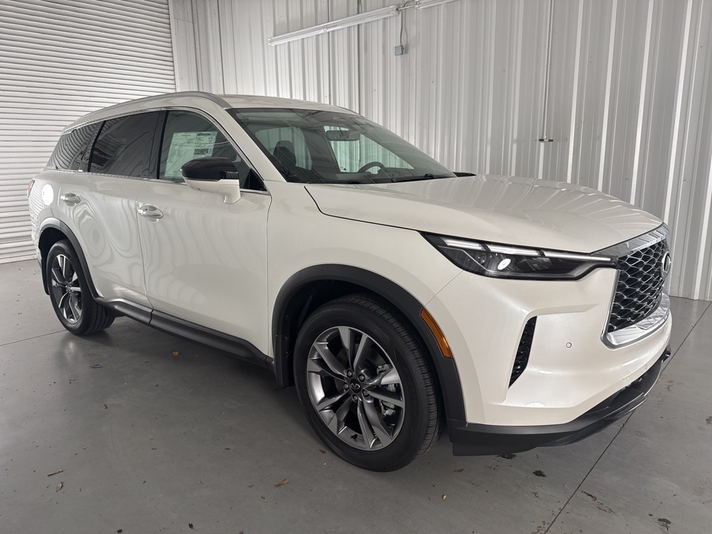 2025 INFINITI QX60 LUXE's photo