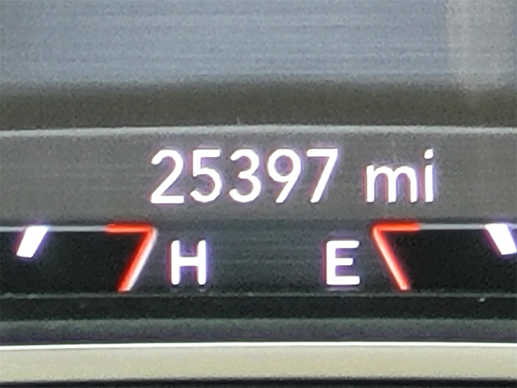 2023 Jeep Cherokee Trailhawk photo 28