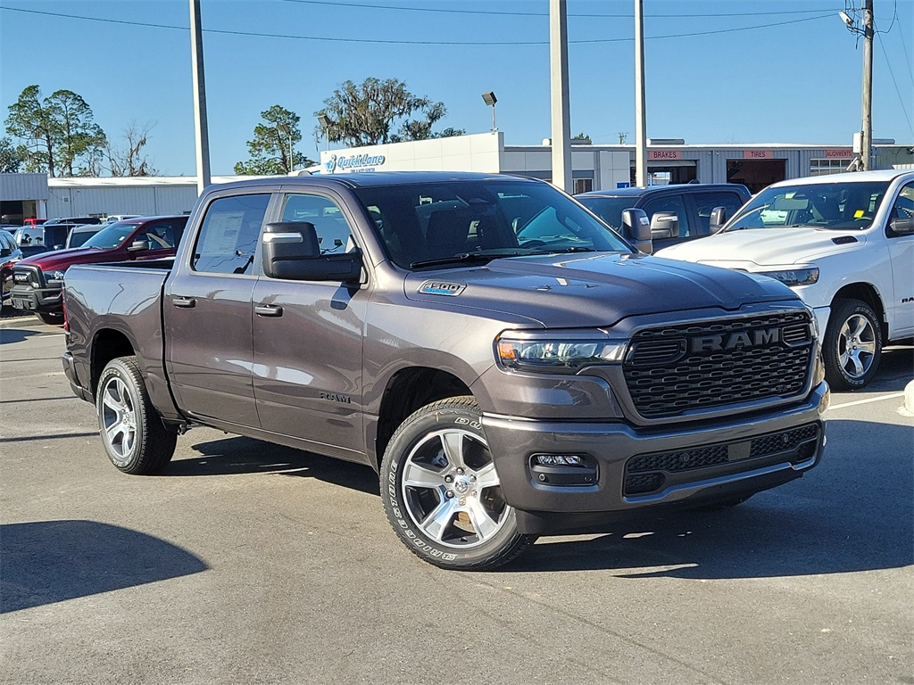 2026 RAM Ram 1500 Pickup Express's photo