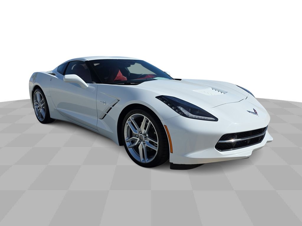 2018 Chevrolet Corvette Stingray 2LT photo 2