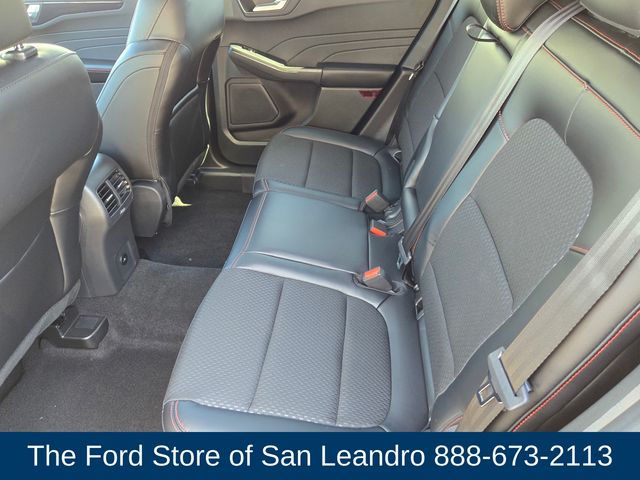 2025 Ford Escape ST-Line photo 13