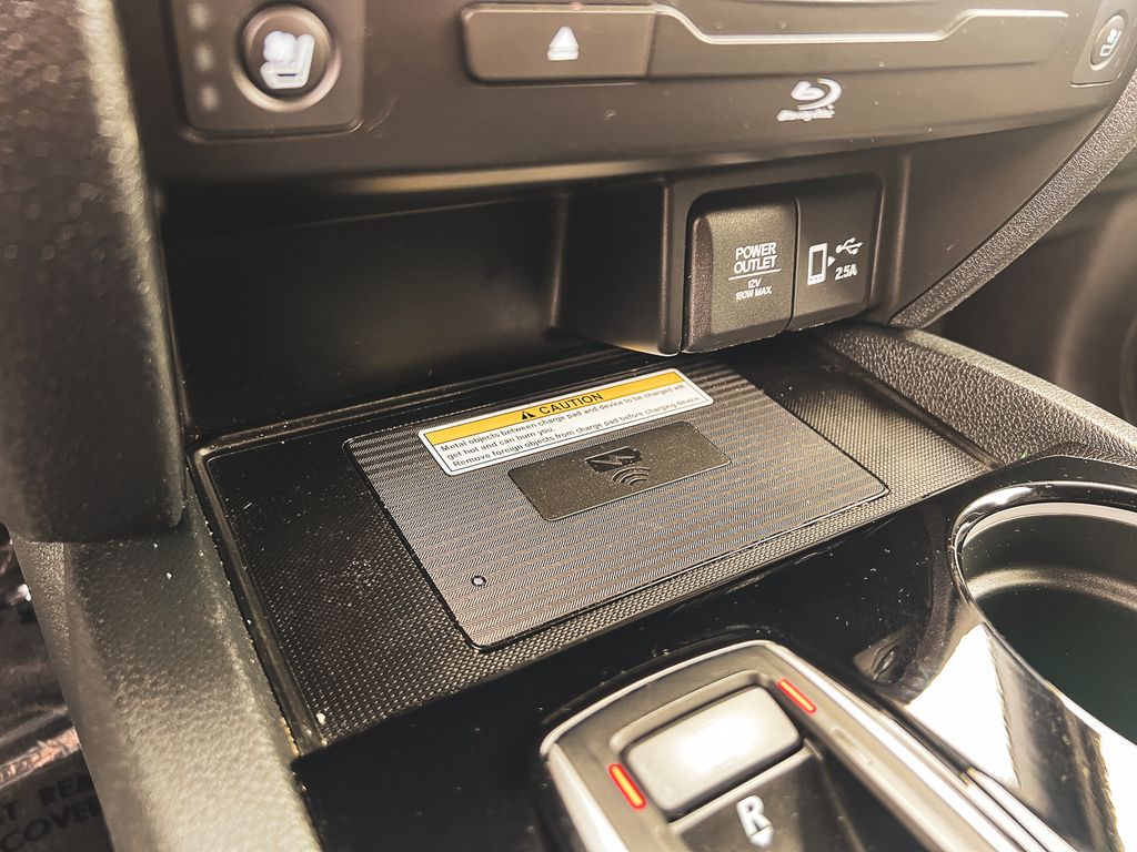 2022 Honda Pilot Black Edition photo 19
