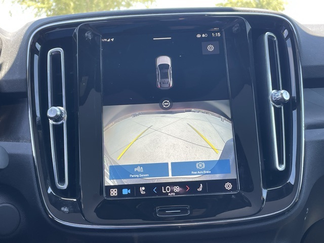 2022 Volvo C40 Recharge photo 13