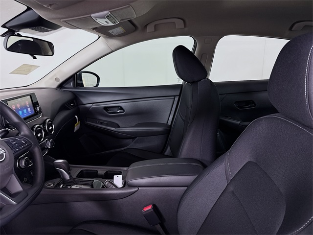 2025 Nissan Sentra S photo 6
