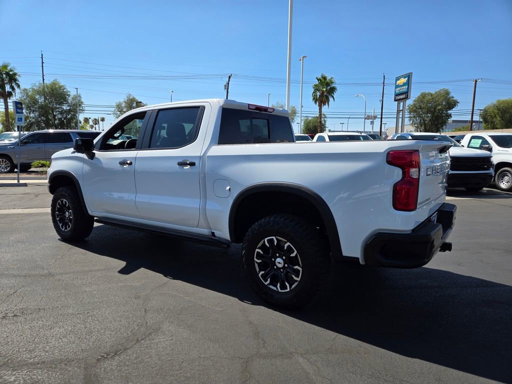 2025 Chevrolet Silverado 1500 ZR2 photo 4