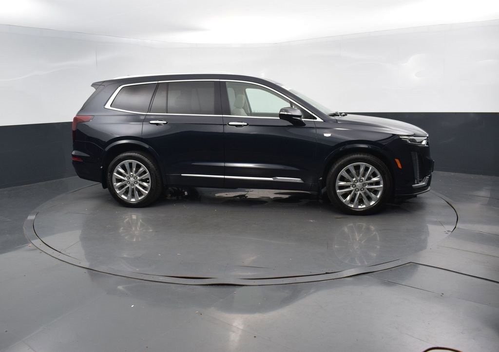 2022 Cadillac XT6 Premium Luxury photo 4