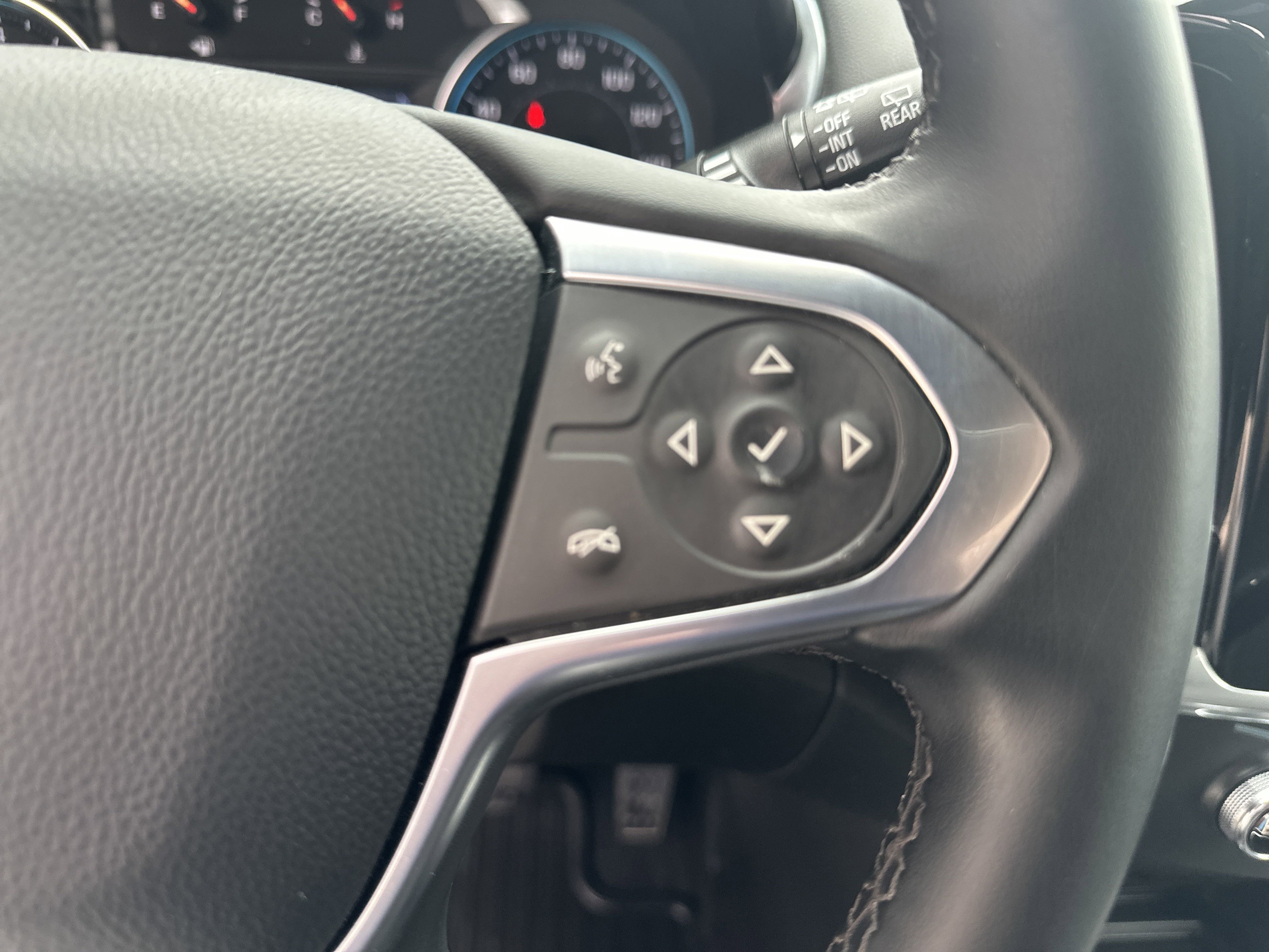 2023 Chevrolet Traverse Cloth photo 4