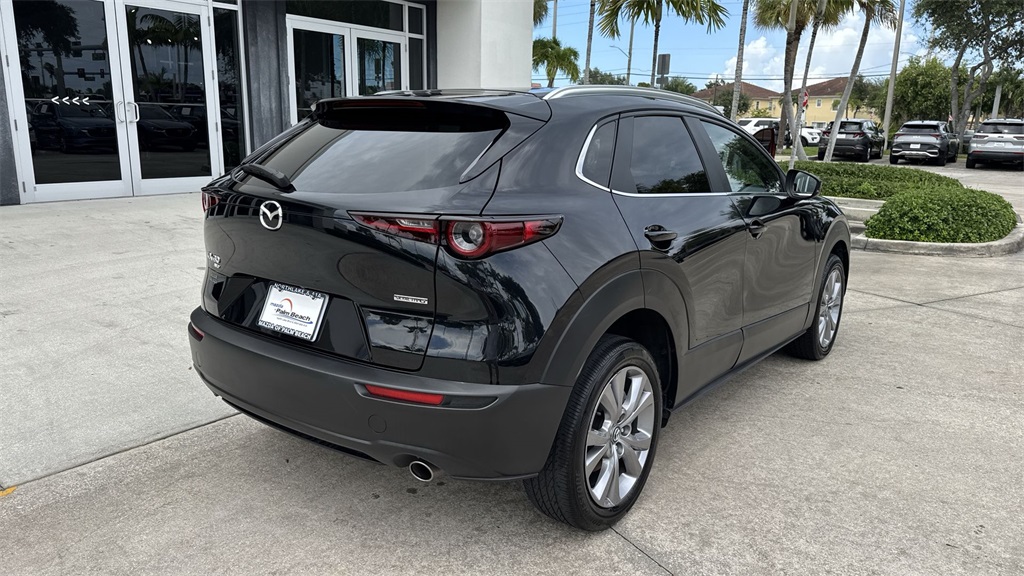 2022 Mazda CX-30 2.5 S Preferred photo 2