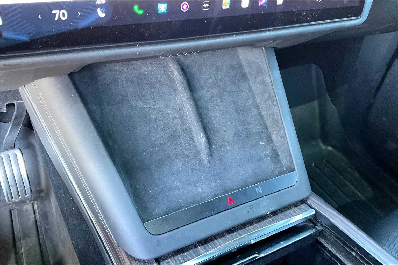2022 Tesla Model X photo 27