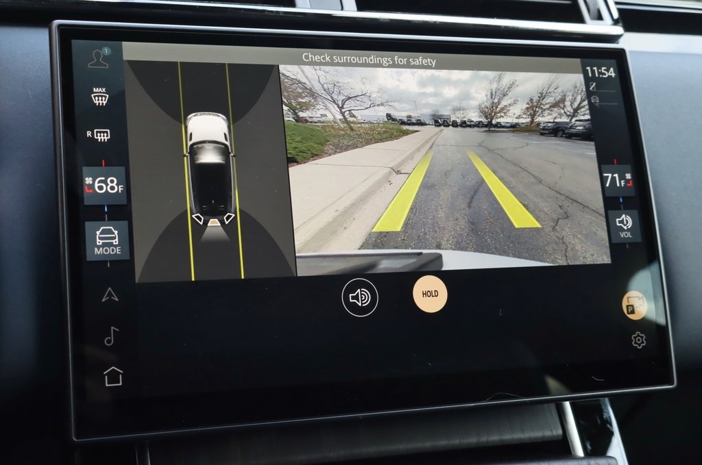 2025 LAND ROVER RANGE ROVER VELAR - Image 21