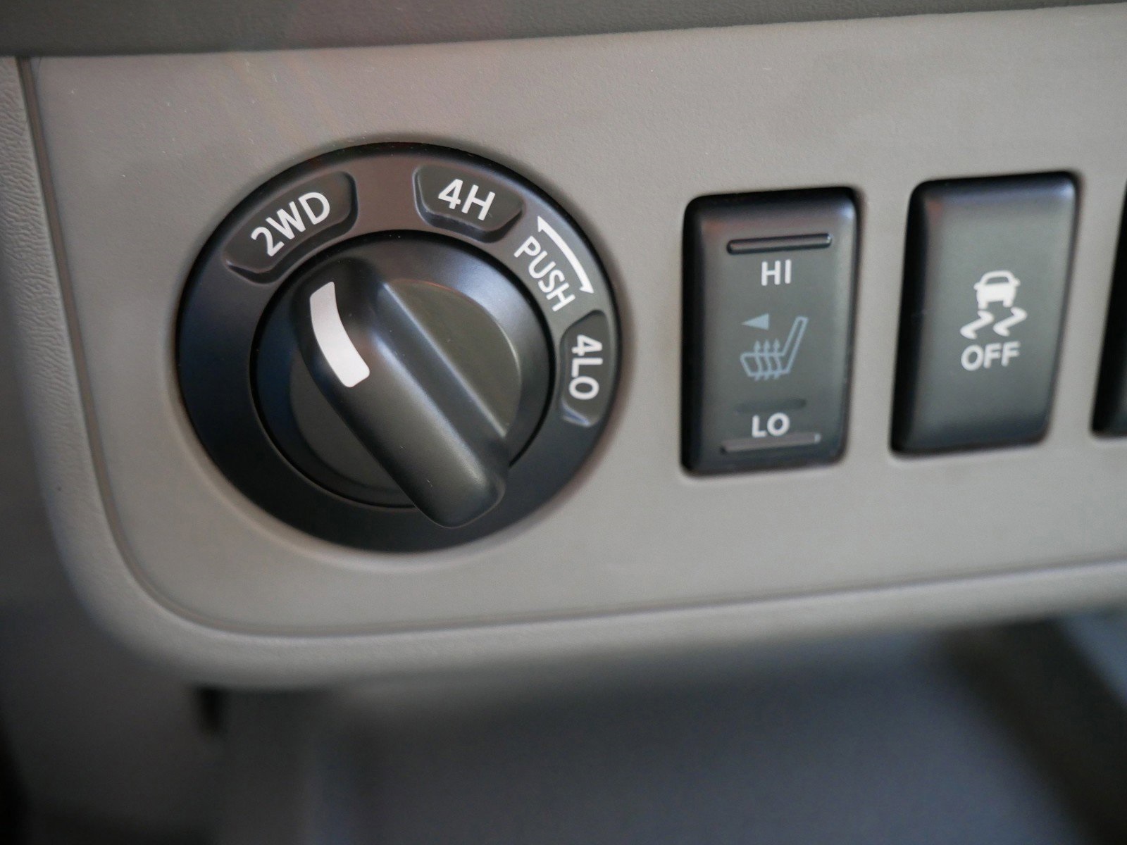 2020 Nissan Frontier SV photo 19