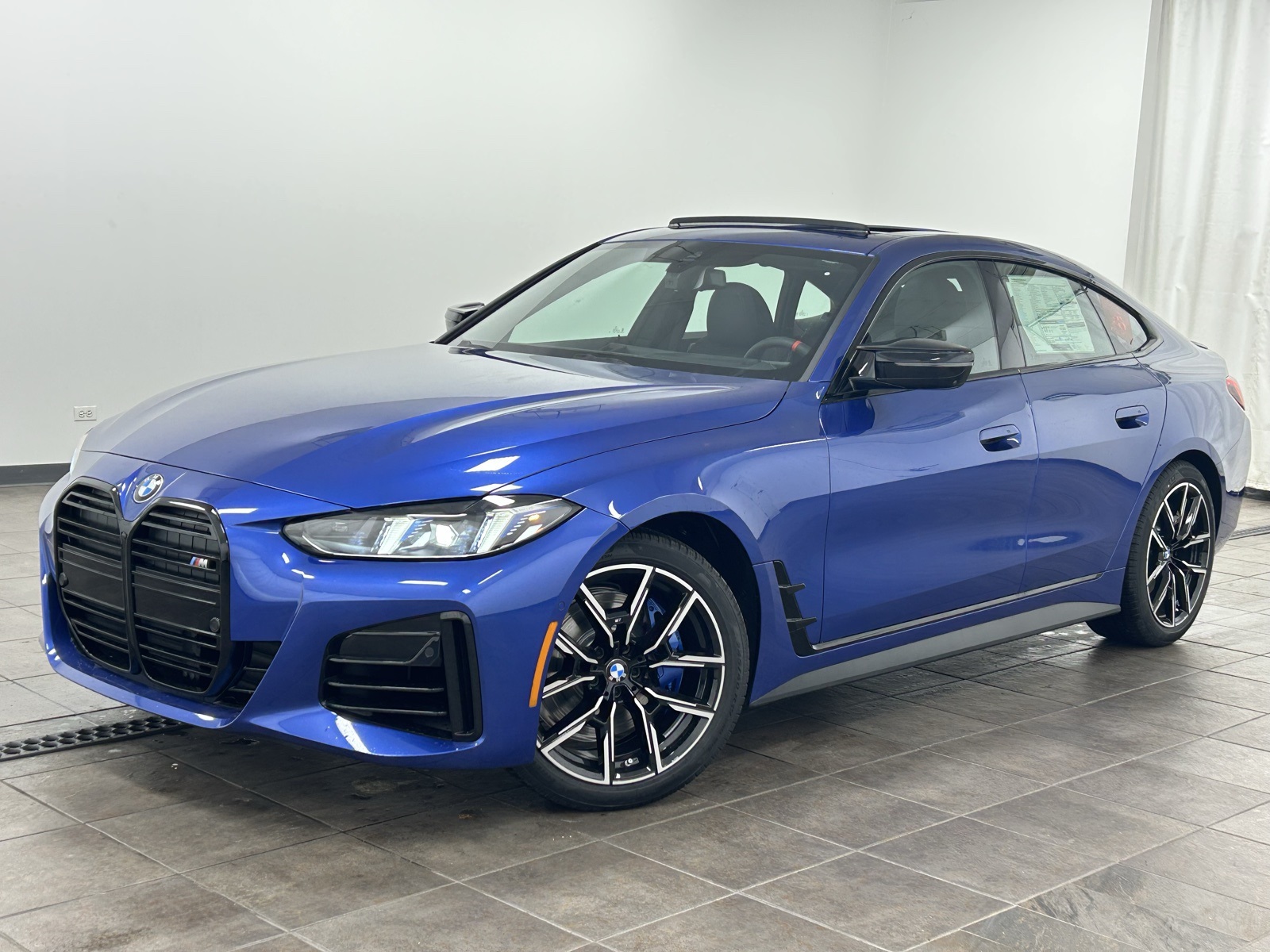 2026 BMW 4 Series M440i's photo