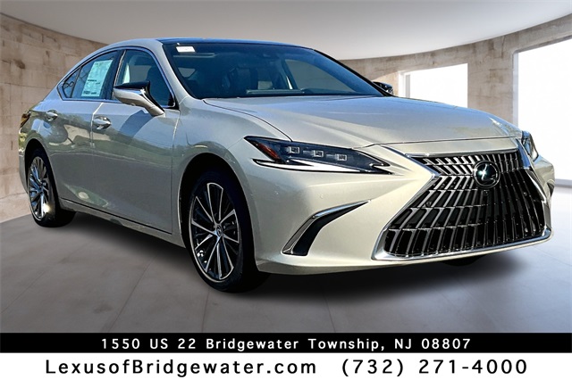 2025 Lexus ES 350 Ultra Luxury's photo